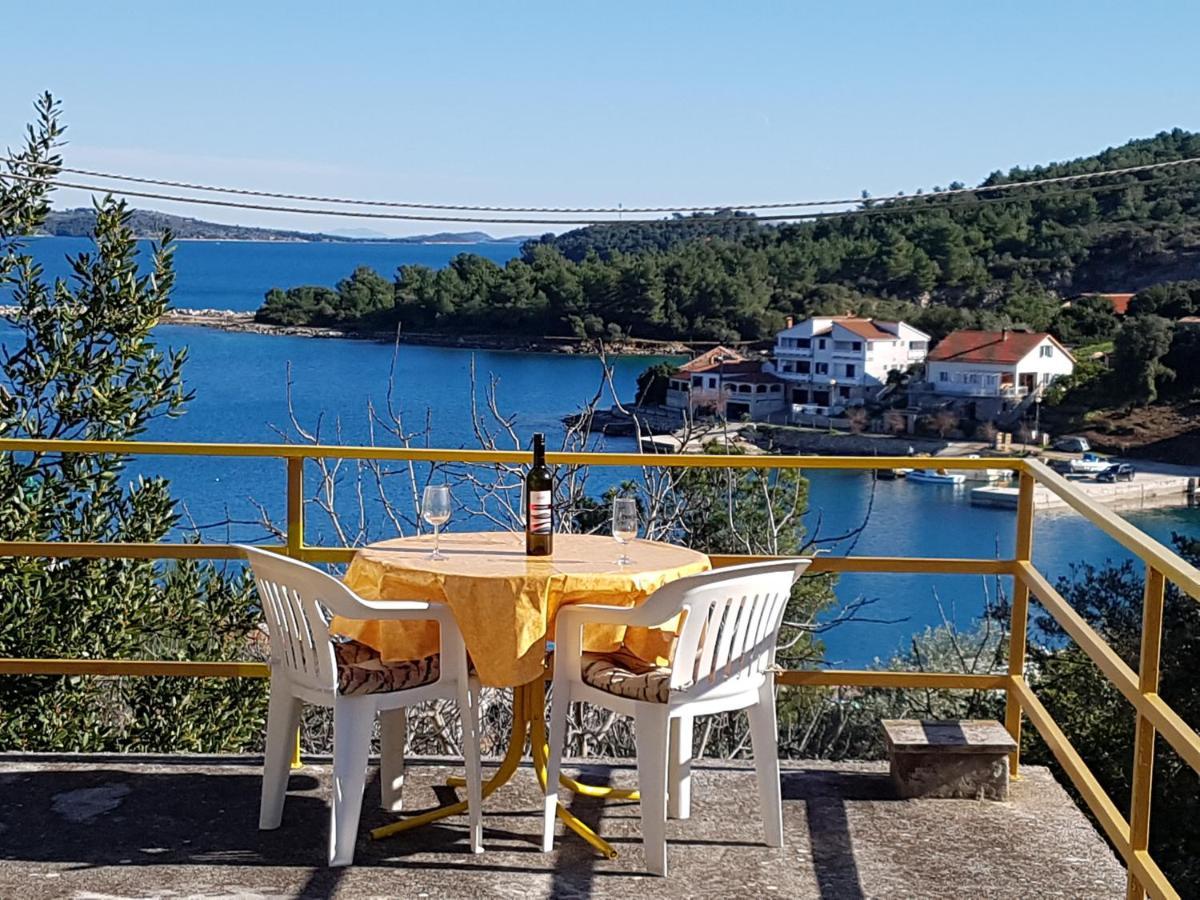 Seaside Terrace Apartments: Spacious Seaview with Free Amenities Sali Exterior photo